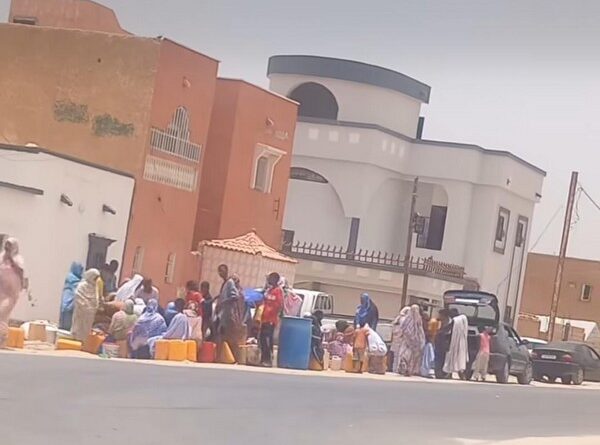 Nouakchott toujours à sec : la SNDE promet sans convaincre<br><br>